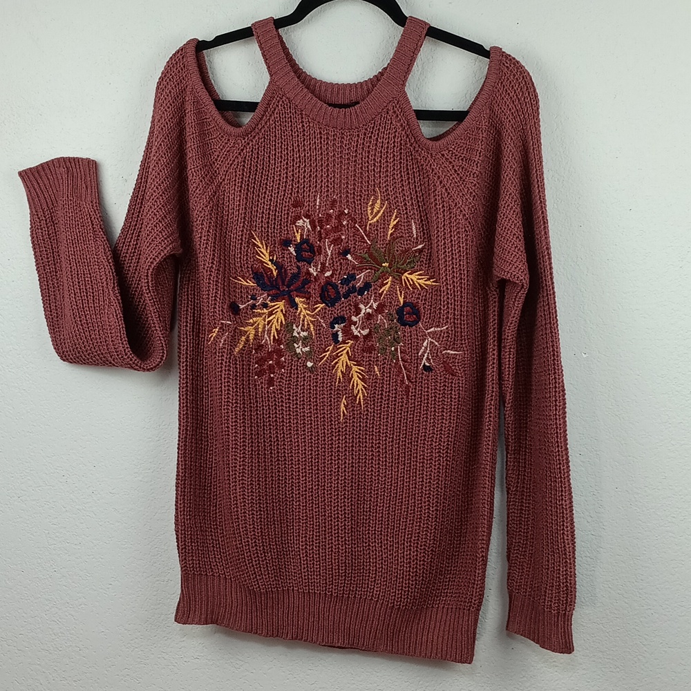 Blu Pepper Off-the-Shoulder Sweater - Mauve with Floral Embroidery sz L Boho